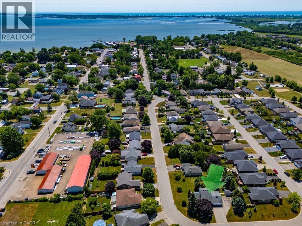 23 BACKUS Drive - 39