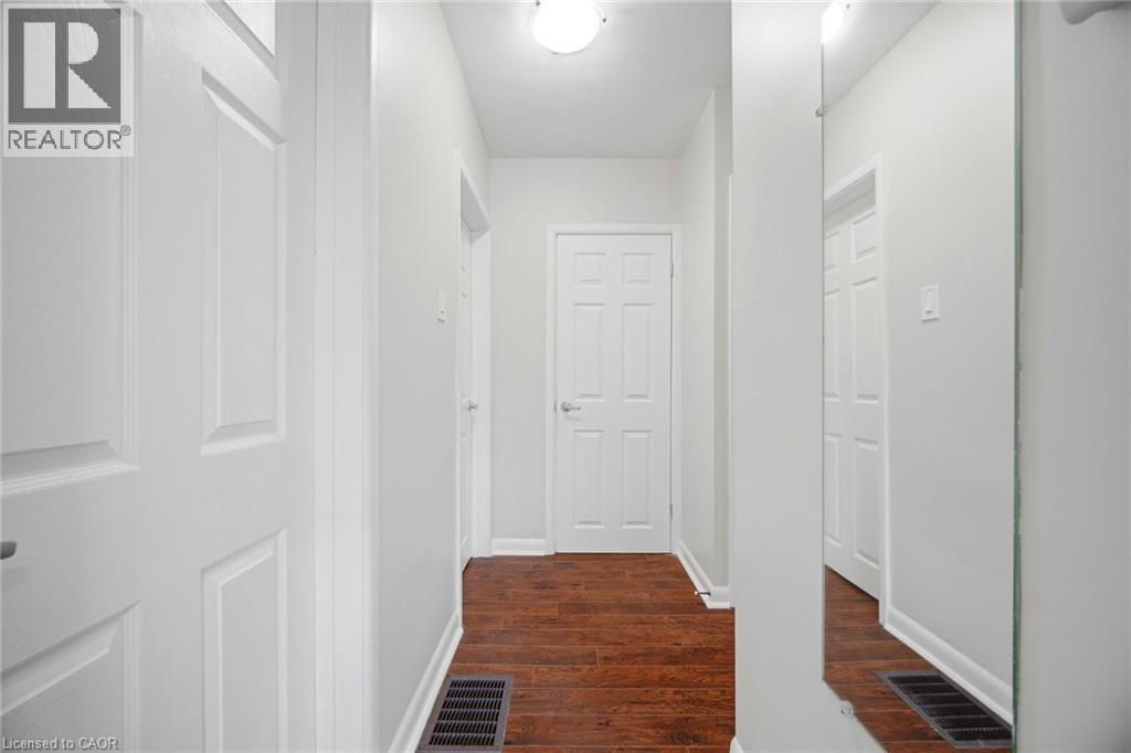 1461 MOSS GLEN Road, Burlington, Ontario, L7P2C2 — Photo 29