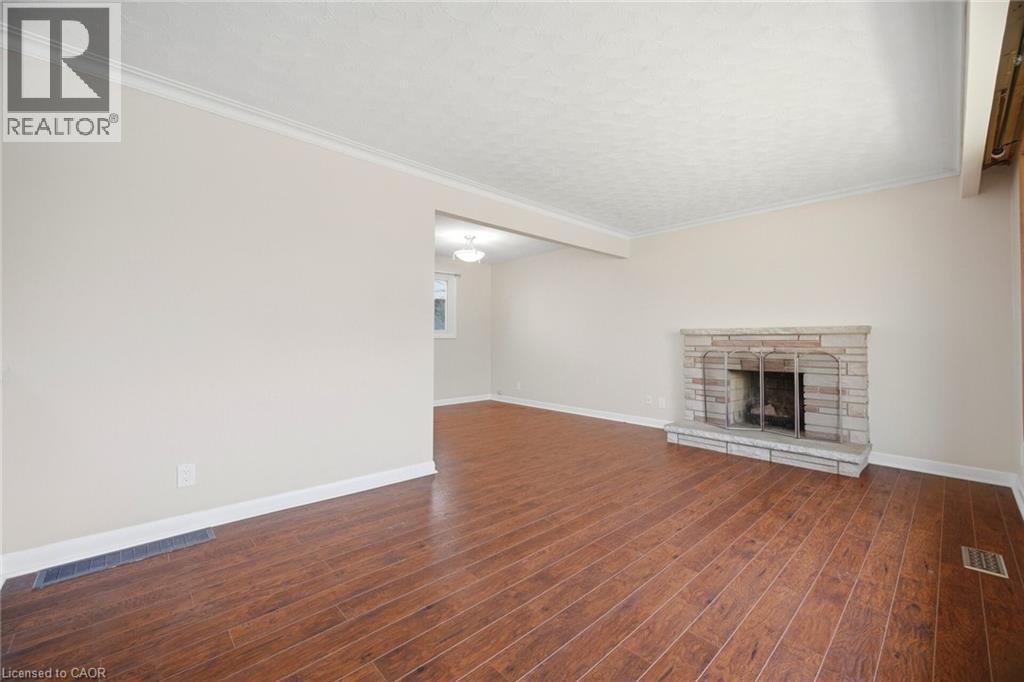 1461 MOSS GLEN Road, Burlington, Ontario, L7P2C2 — Photo 8