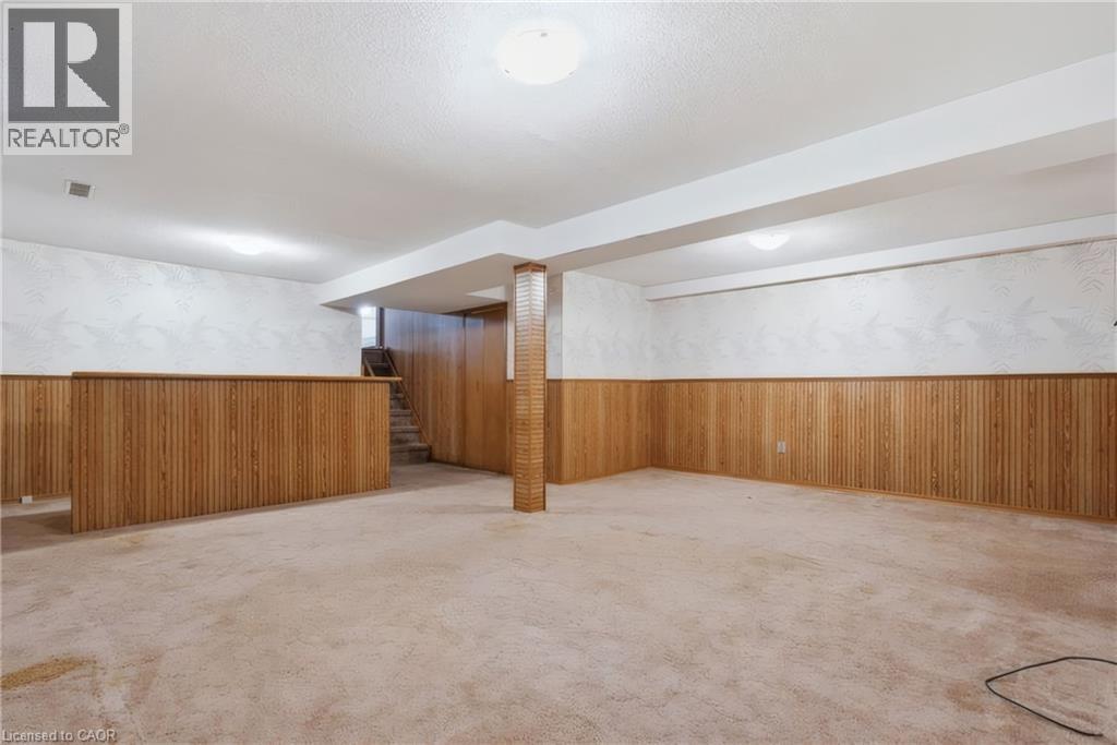 484 HUNTERSWOOD Court, Waterloo, Ontario, N2K3E9 — Photo 34