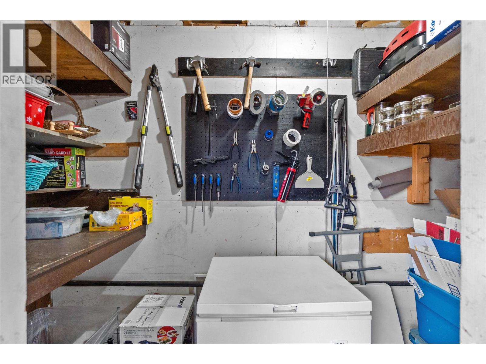 #19 1173 PONLEN Street - 17
