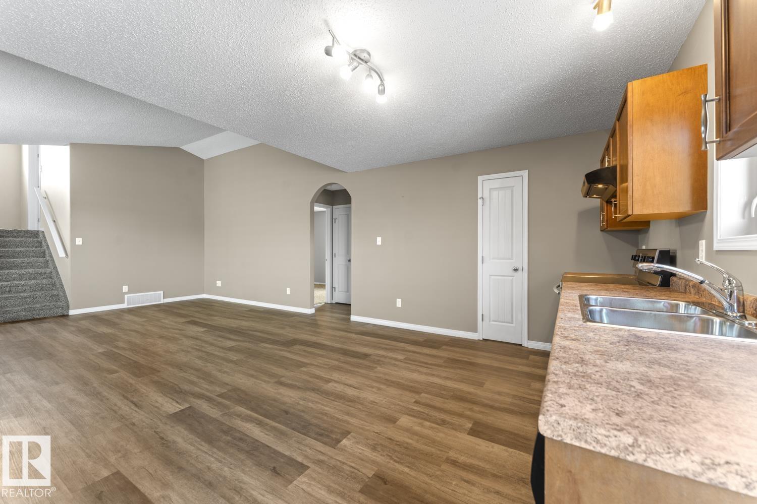 206 26 ST - 16