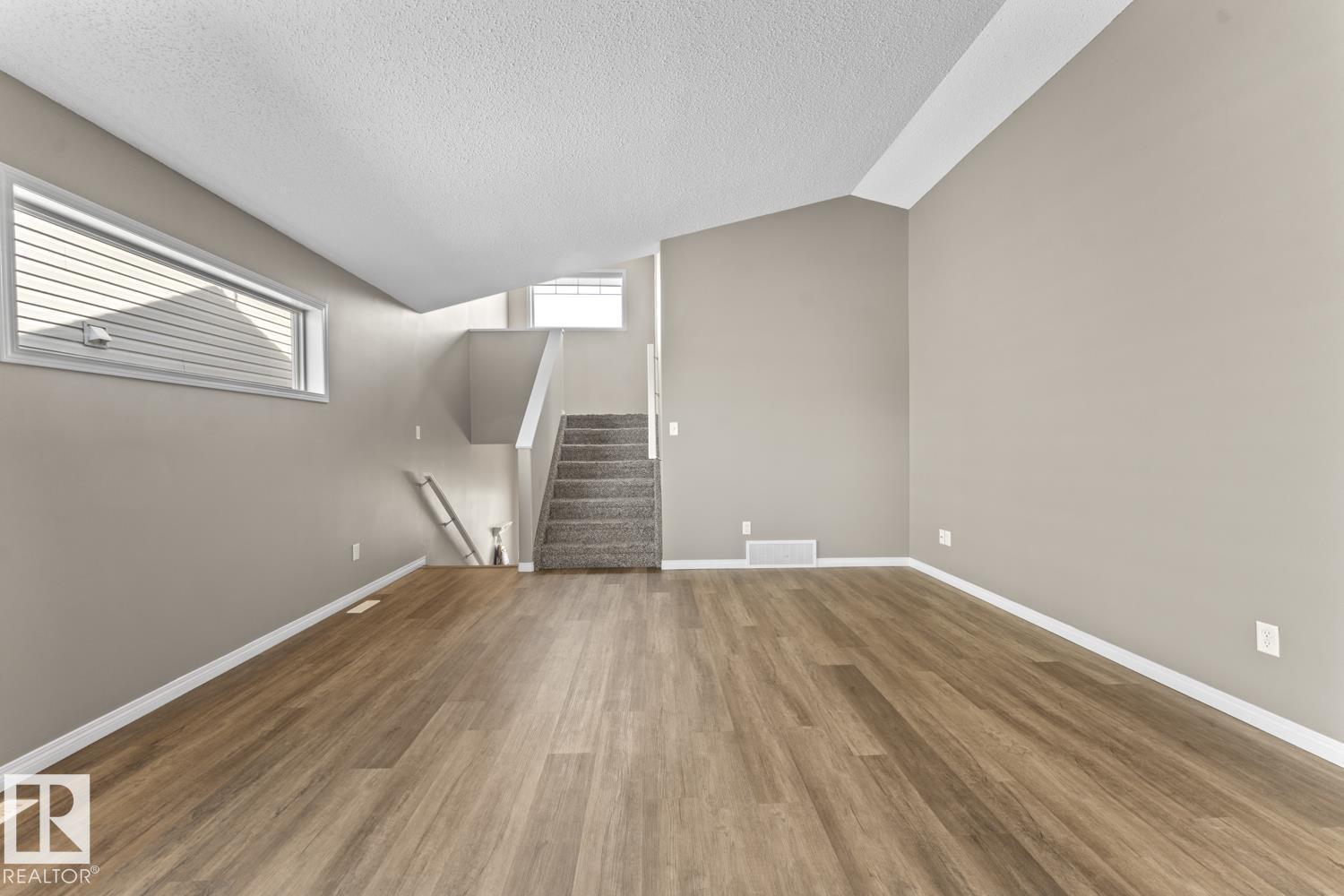 206 26 ST - 17