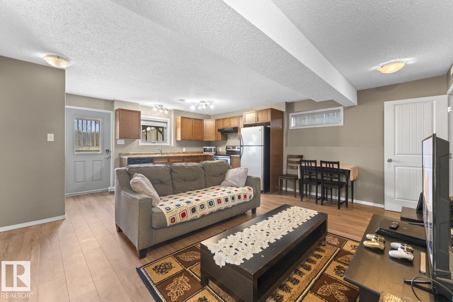 206 26 ST - 33