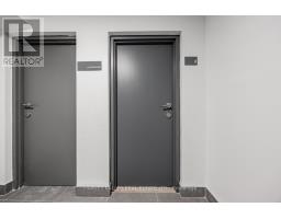 18 Cavell Avenue, Toronto, ON M8V1P2 Photo 6
