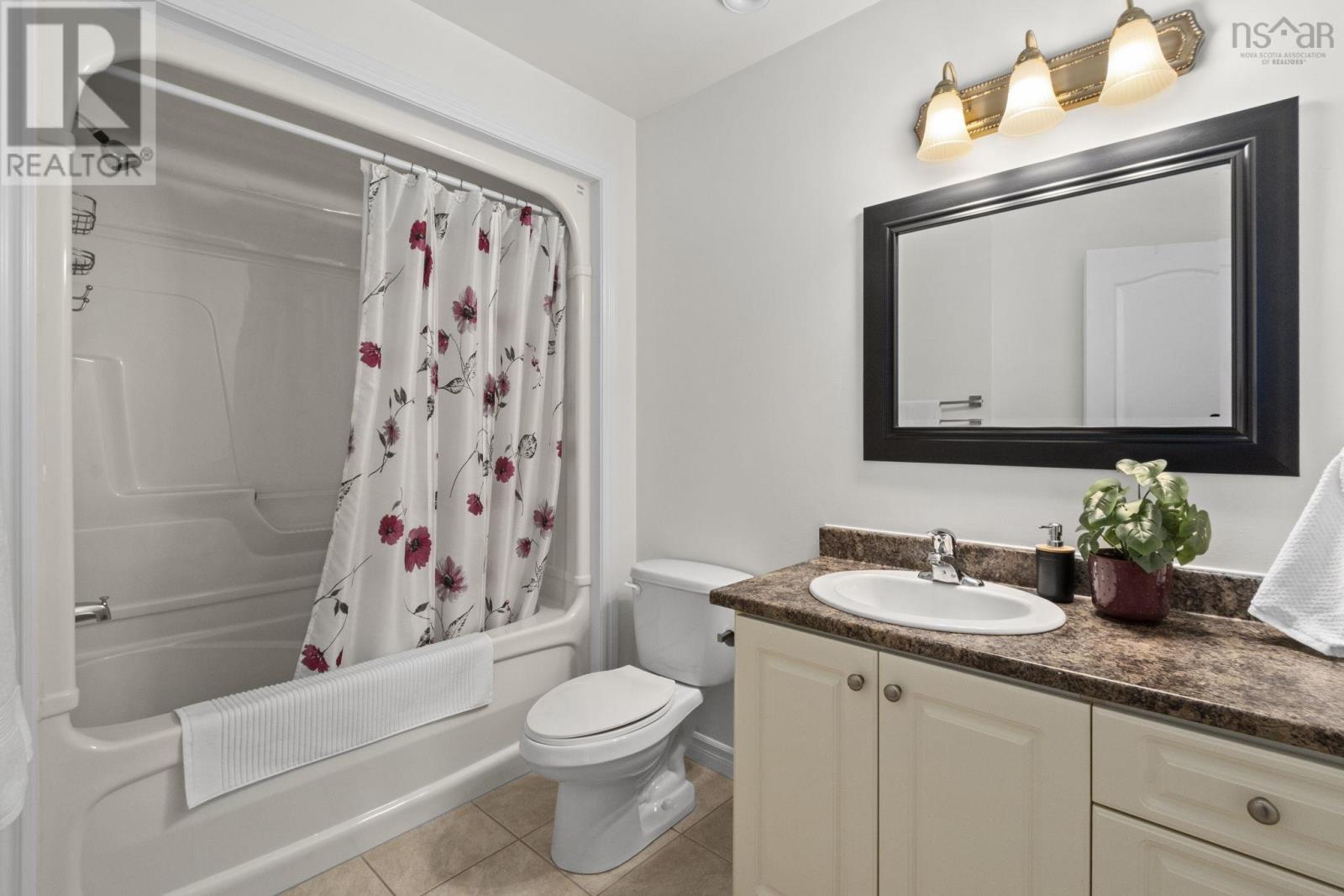#210 120 Southgate Drive - 19