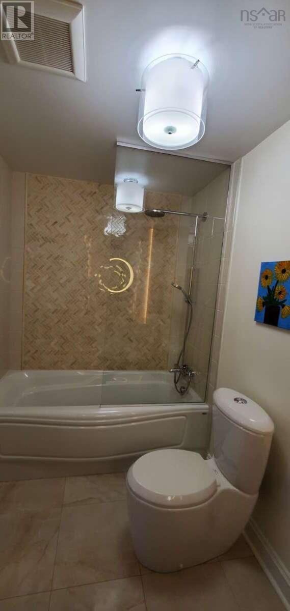 #1207 1445 South Park Street - 21