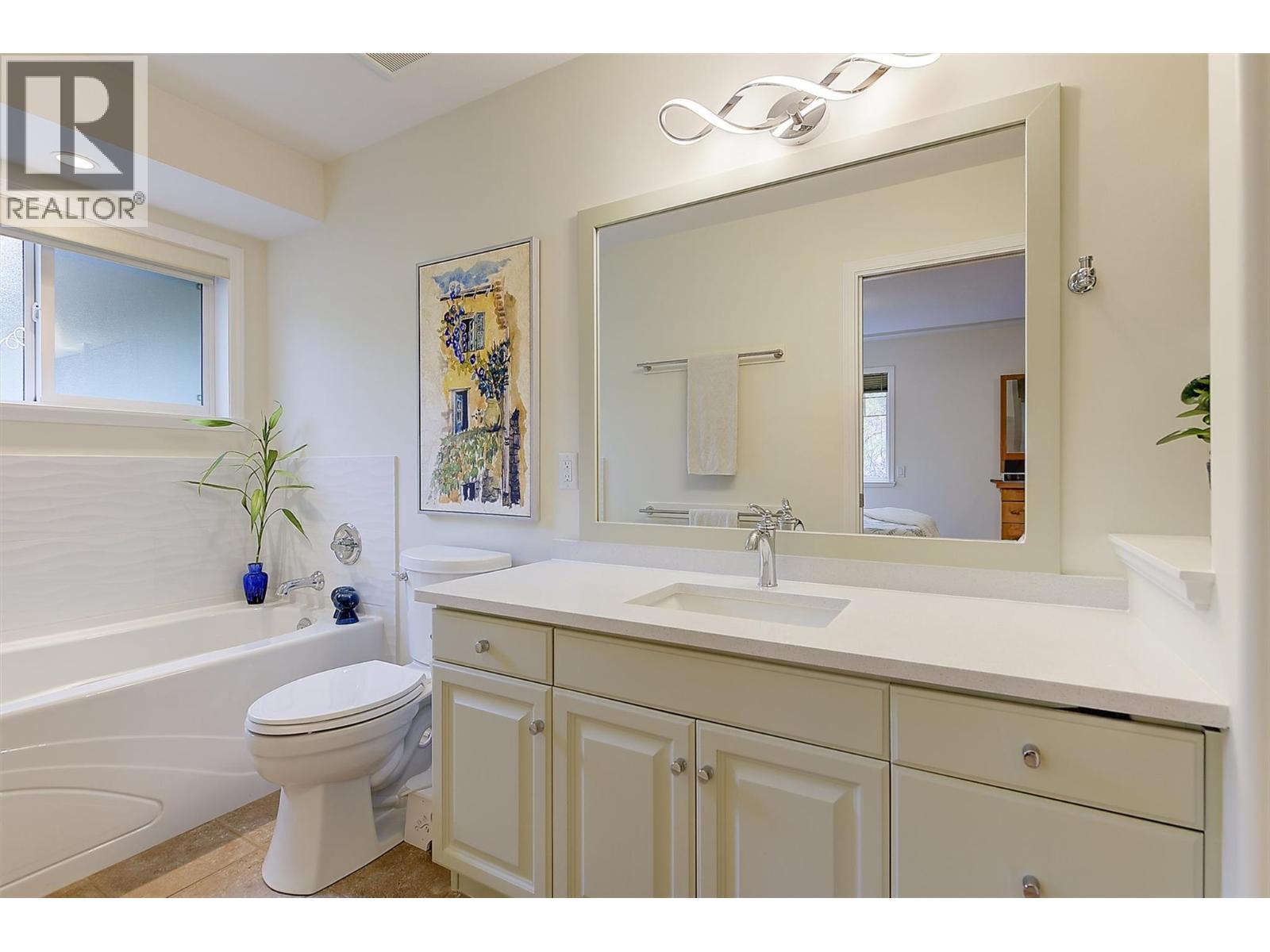 877 Hubbard Road - 33