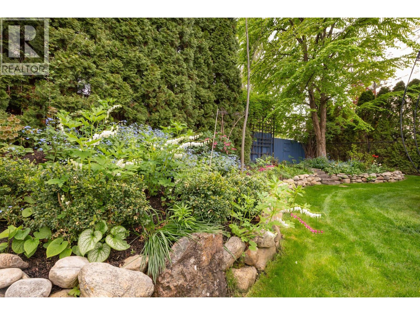 877 Hubbard Road - 80