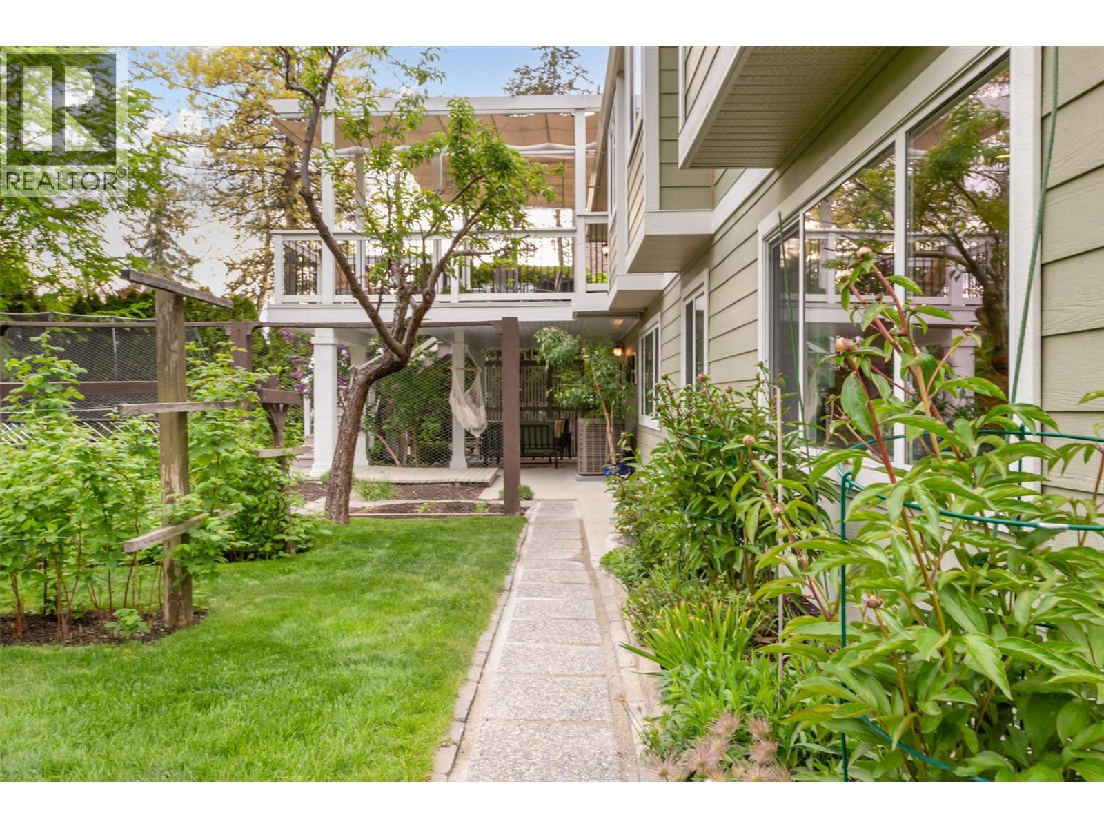 877 Hubbard Road, Kelowna
