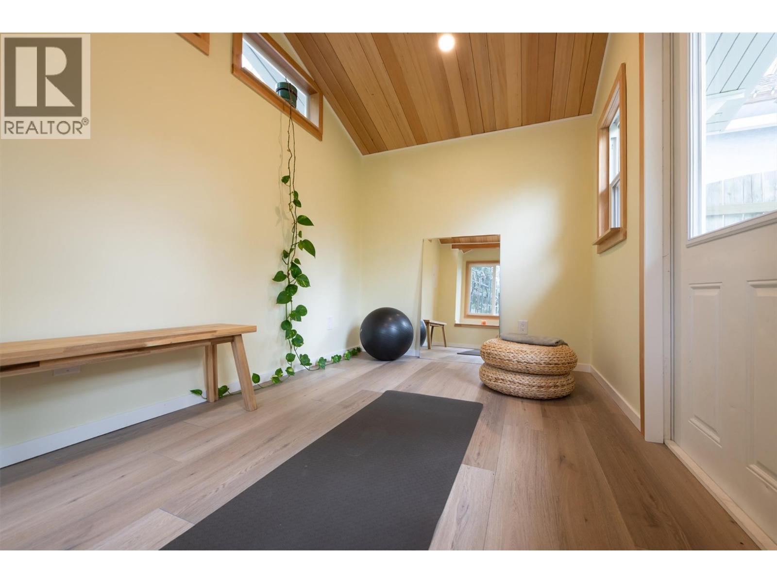 877 Hubbard Road, Kelowna