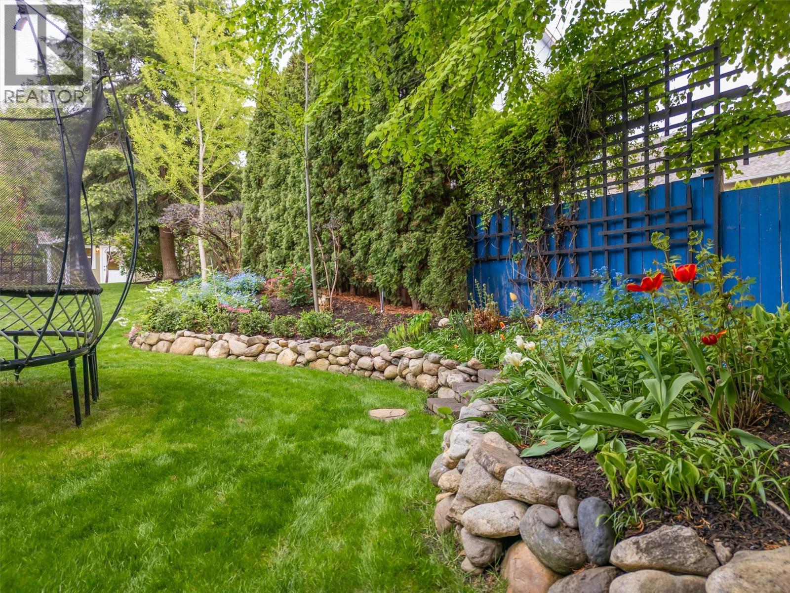 877 Hubbard Road - 65