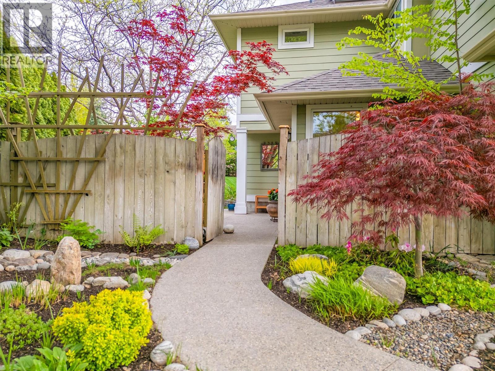 877 Hubbard Road, Kelowna