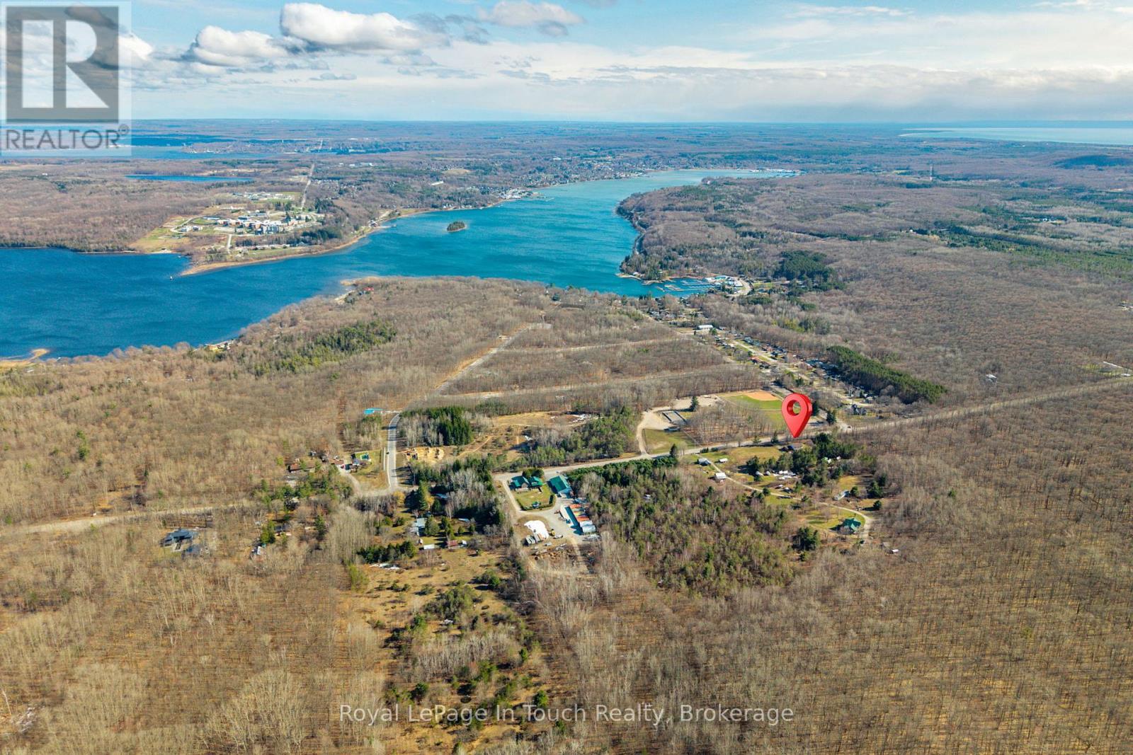756 CHAMPLAIN ROAD - 19