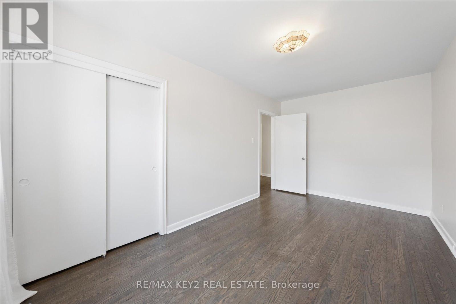 137 NEWLANDS AVENUE - 17
