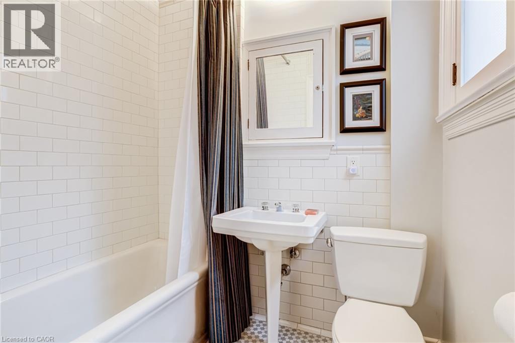 5 UNDERCLIFFE Avenue, Hamilton, Ontario, L8P3G9 — Photo 32