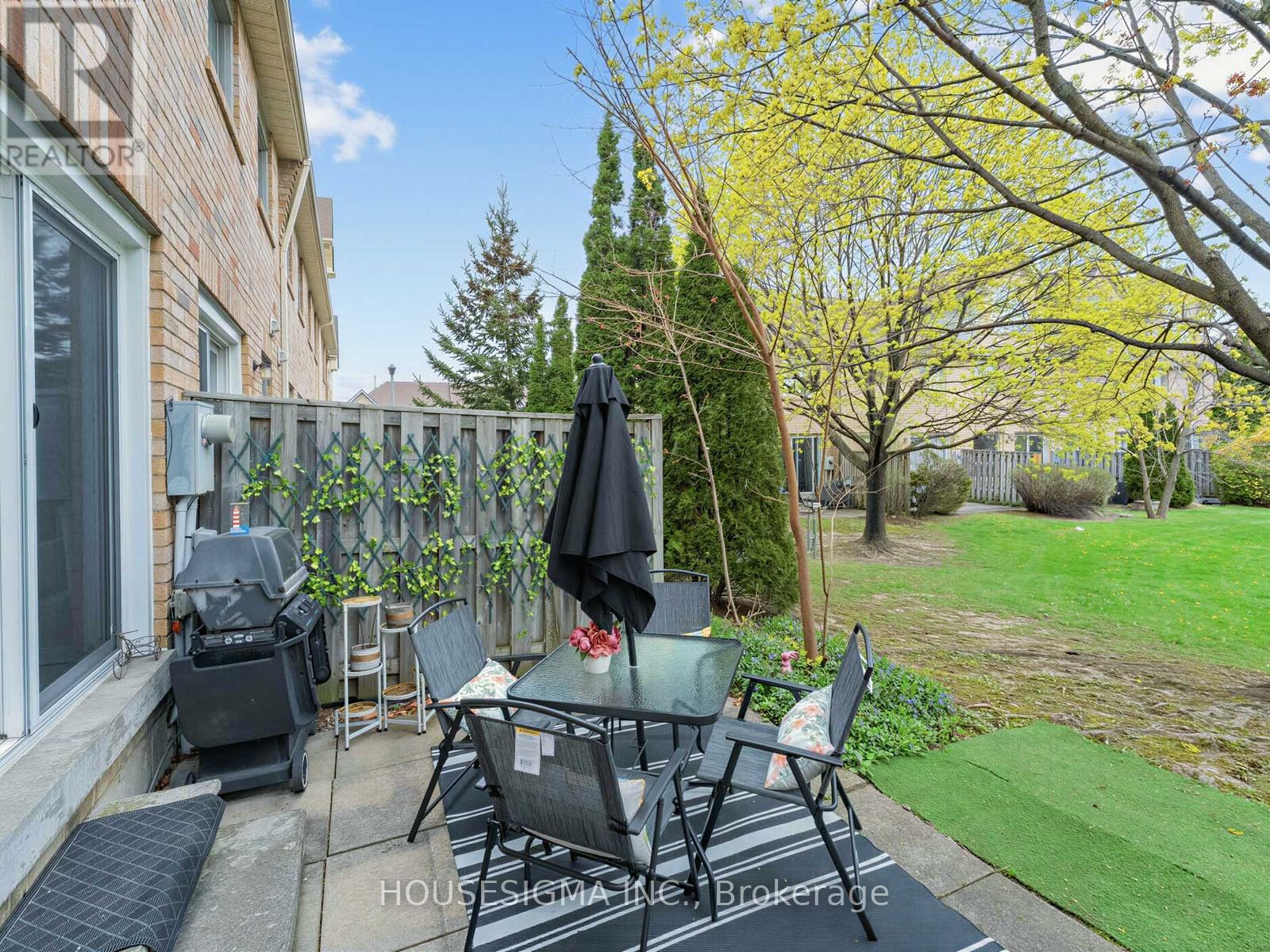 #94 455 APACHE COURT - 25