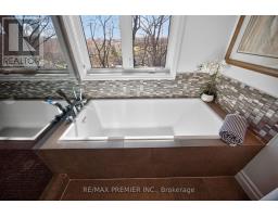 19 Park Lane, Toronto, ON M8Y1R7 Photo 28
