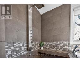 19 Park Lane, Toronto, ON M8Y1R7 Photo 32