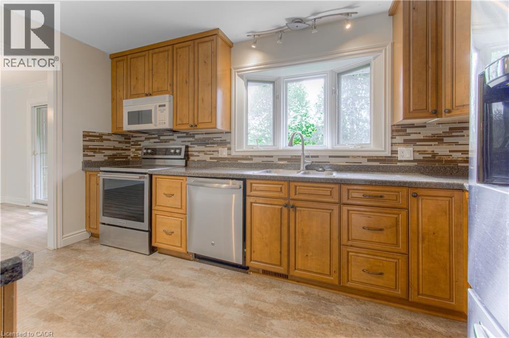 18 GILSTON Parkway, Paris, Ontario, N3L3K6 — Photo 14