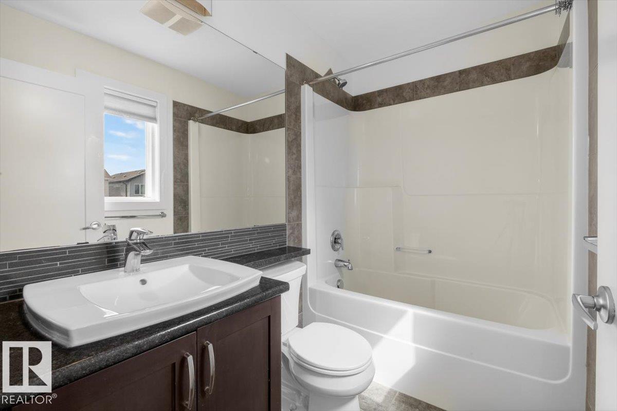 20315 43 AV NW, Edmonton