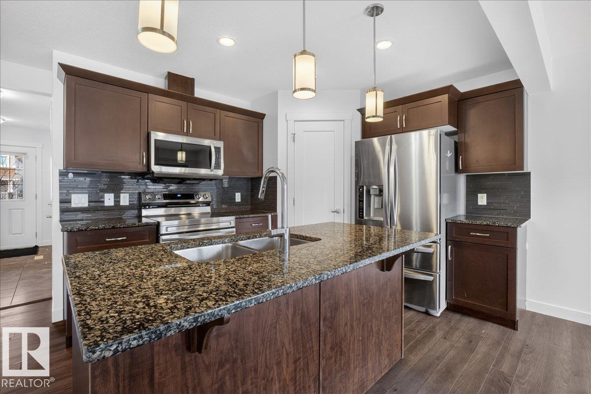 20315 43 AV NW, Edmonton