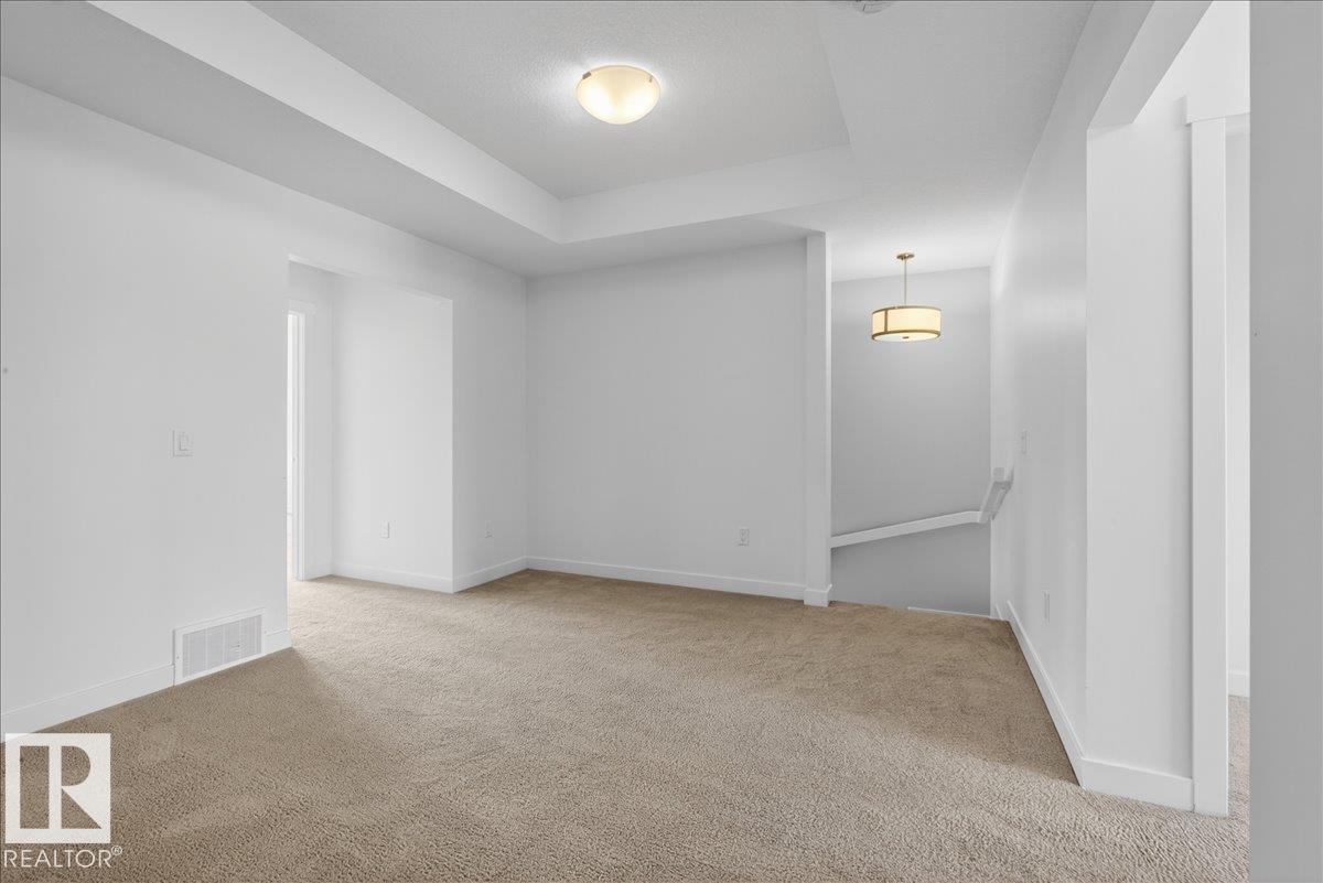 20315 43 AV NW, Edmonton