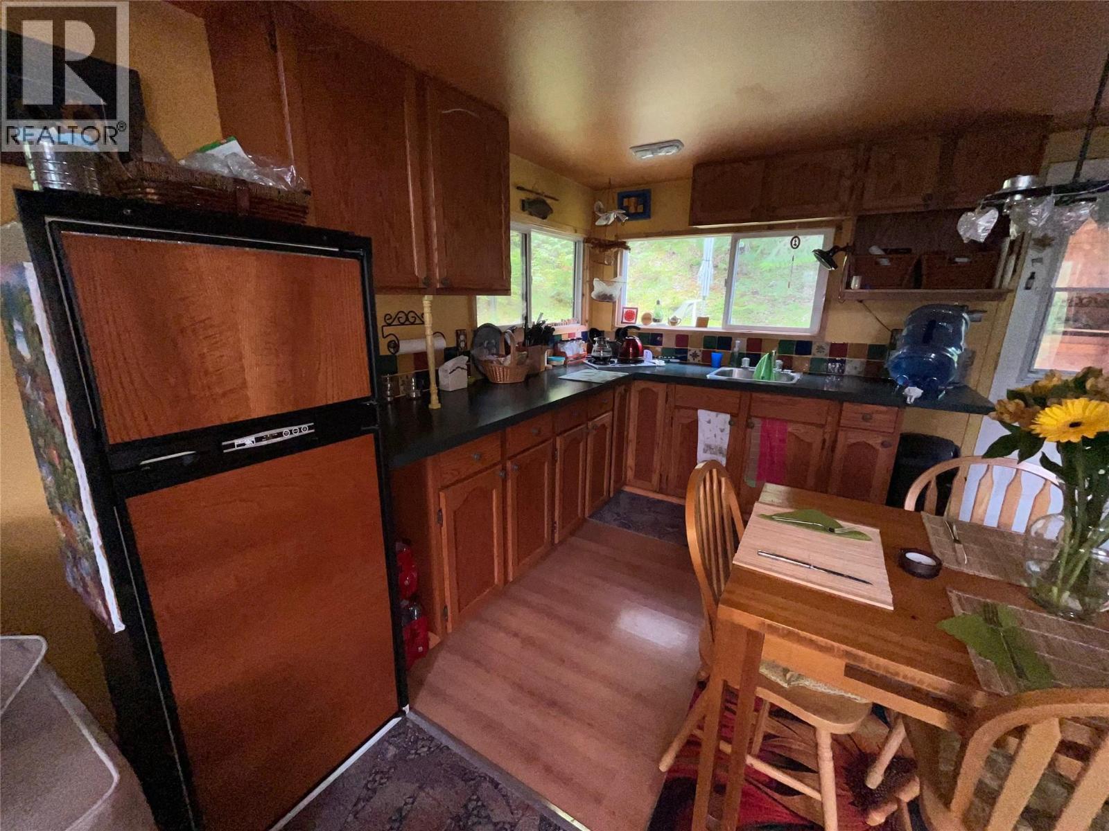 20-9000 Seymour Main Lot# 20, Seymour Arm