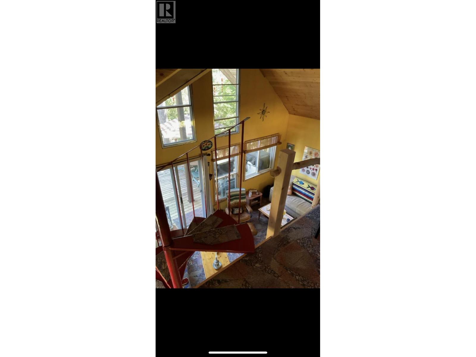 20-9000 Seymour Main Lot# 20, Seymour Arm