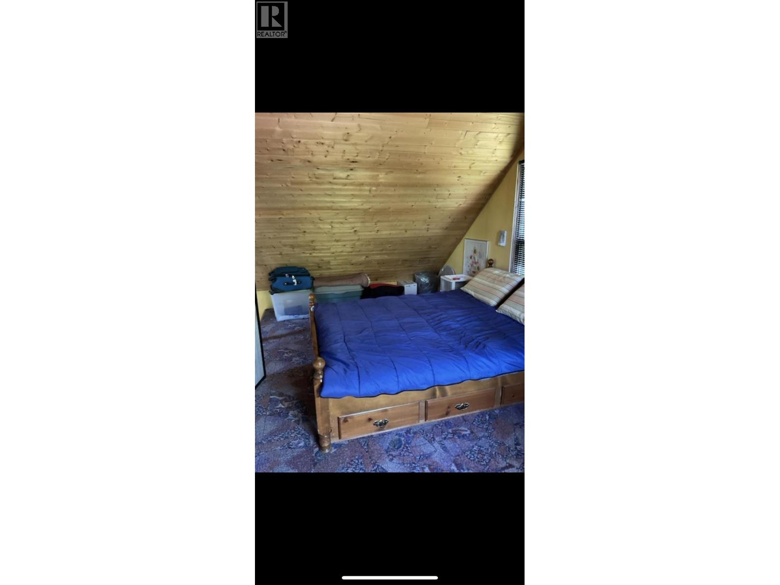 20-9000 Seymour Main Lot# 20, Seymour Arm
