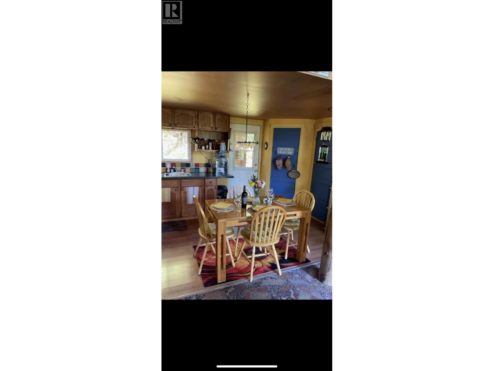 20-9000 Seymour Main Lot# 20, Seymour Arm