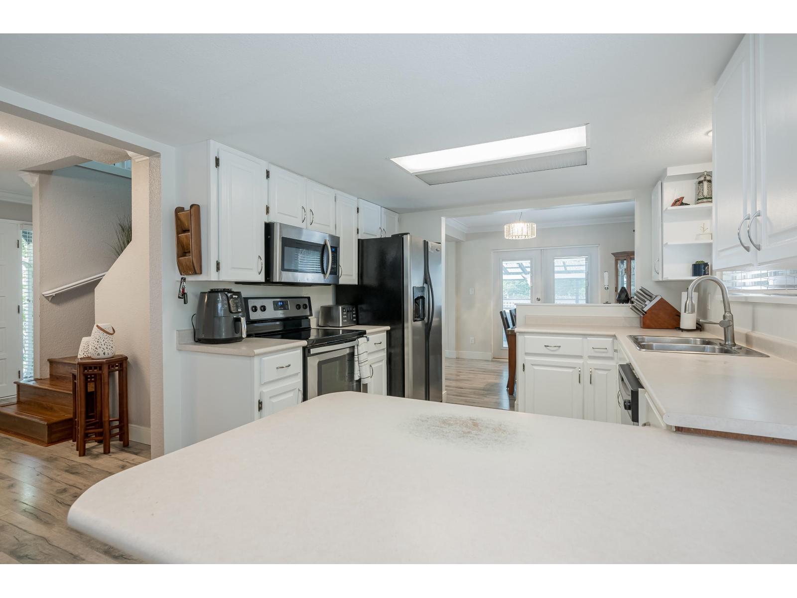 5 Bed, 3 Bath House for Sale in Langley – 4898 205A STREET, Langley - Image 2