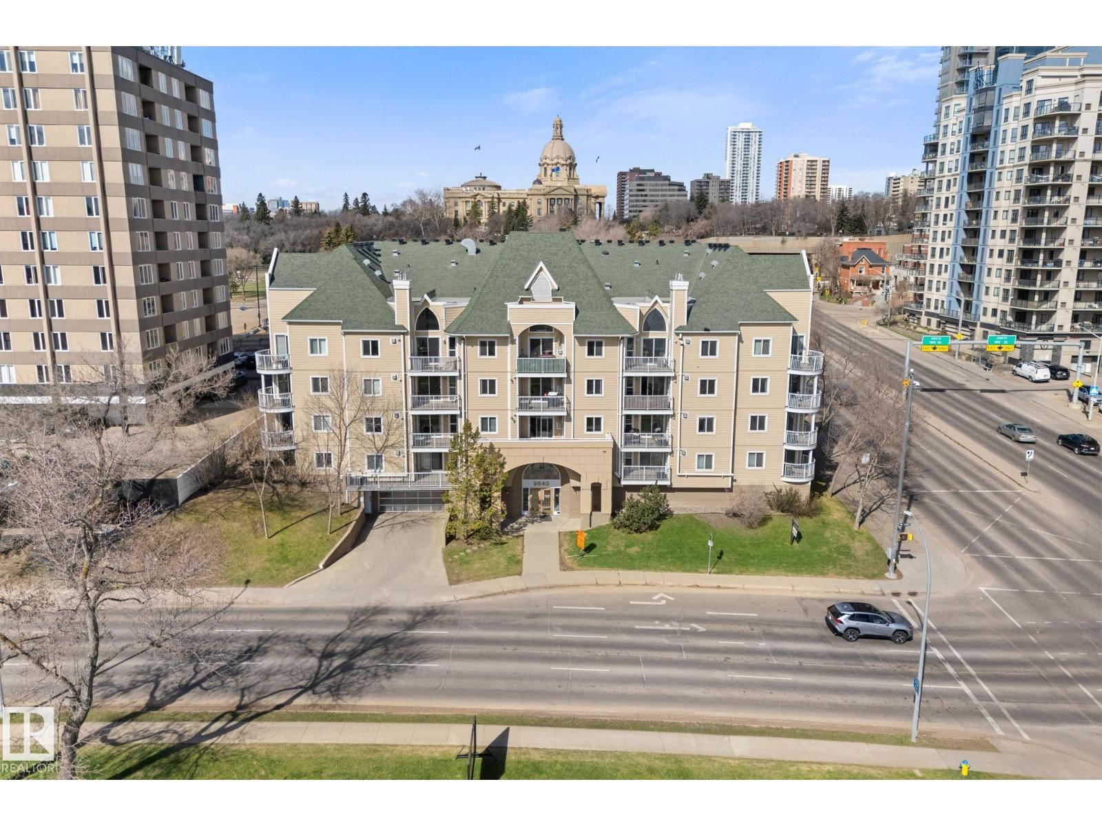 #311 9640 105 ST NW - 34
