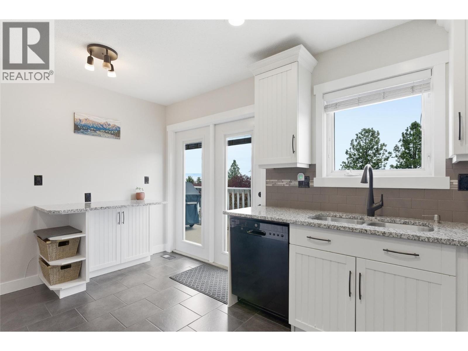 849 Fleming Drive - 17
