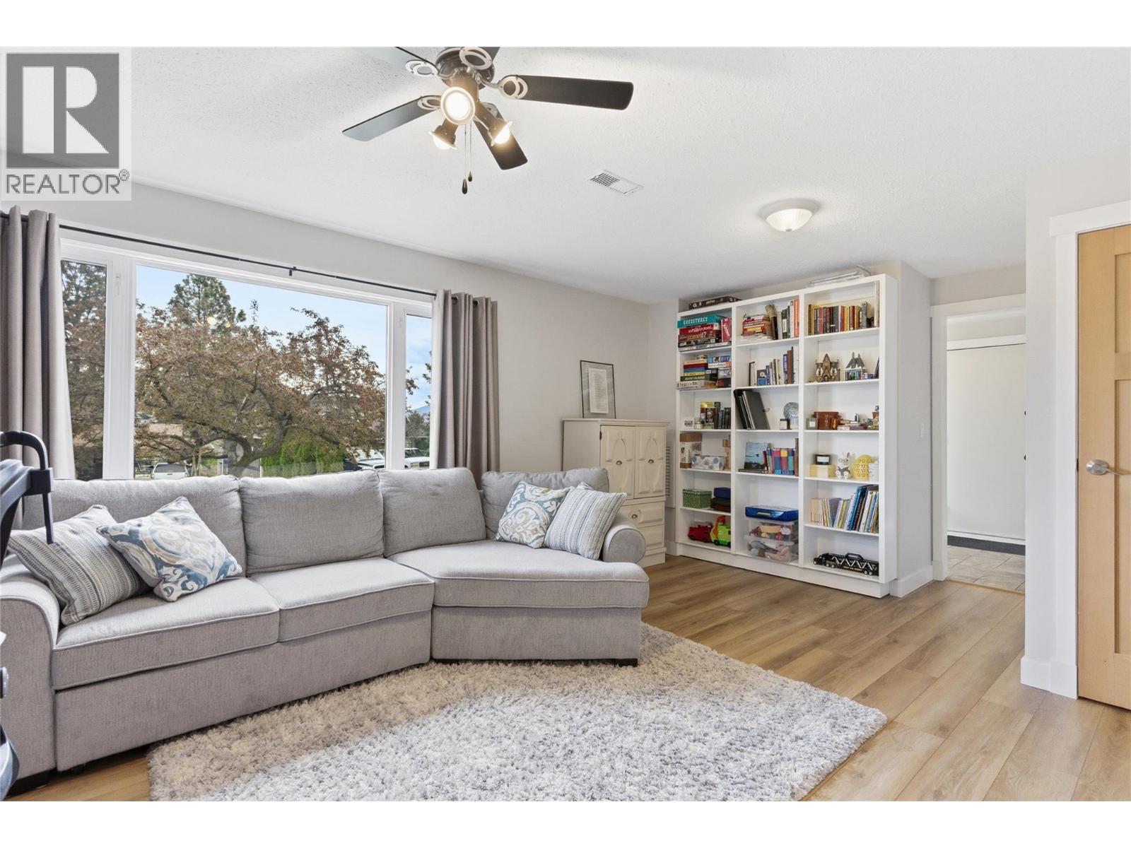 849 Fleming Drive - 9