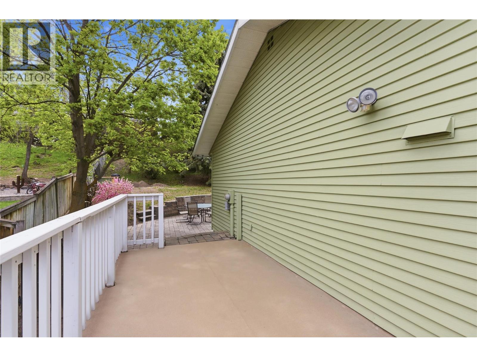 849 Fleming Drive - 39