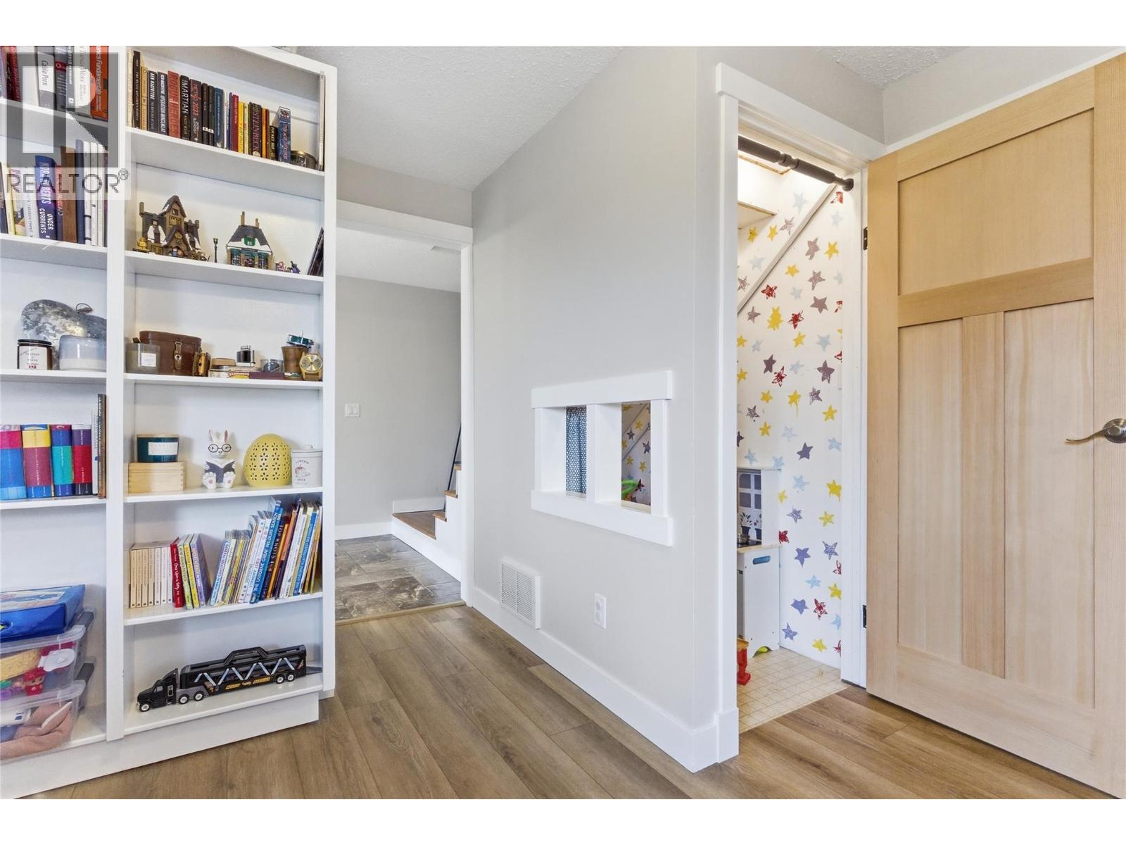 849 Fleming Drive - 23