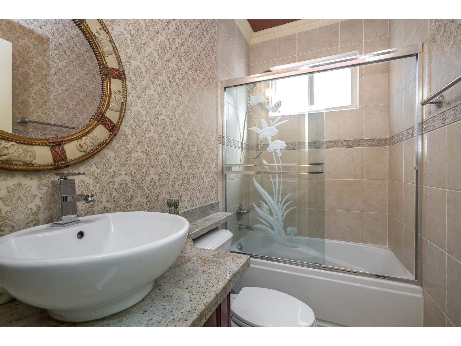 8 Bed, 6 Bath House for Sale in Surrey – 7625 151A STREET, Surrey - Image 19
