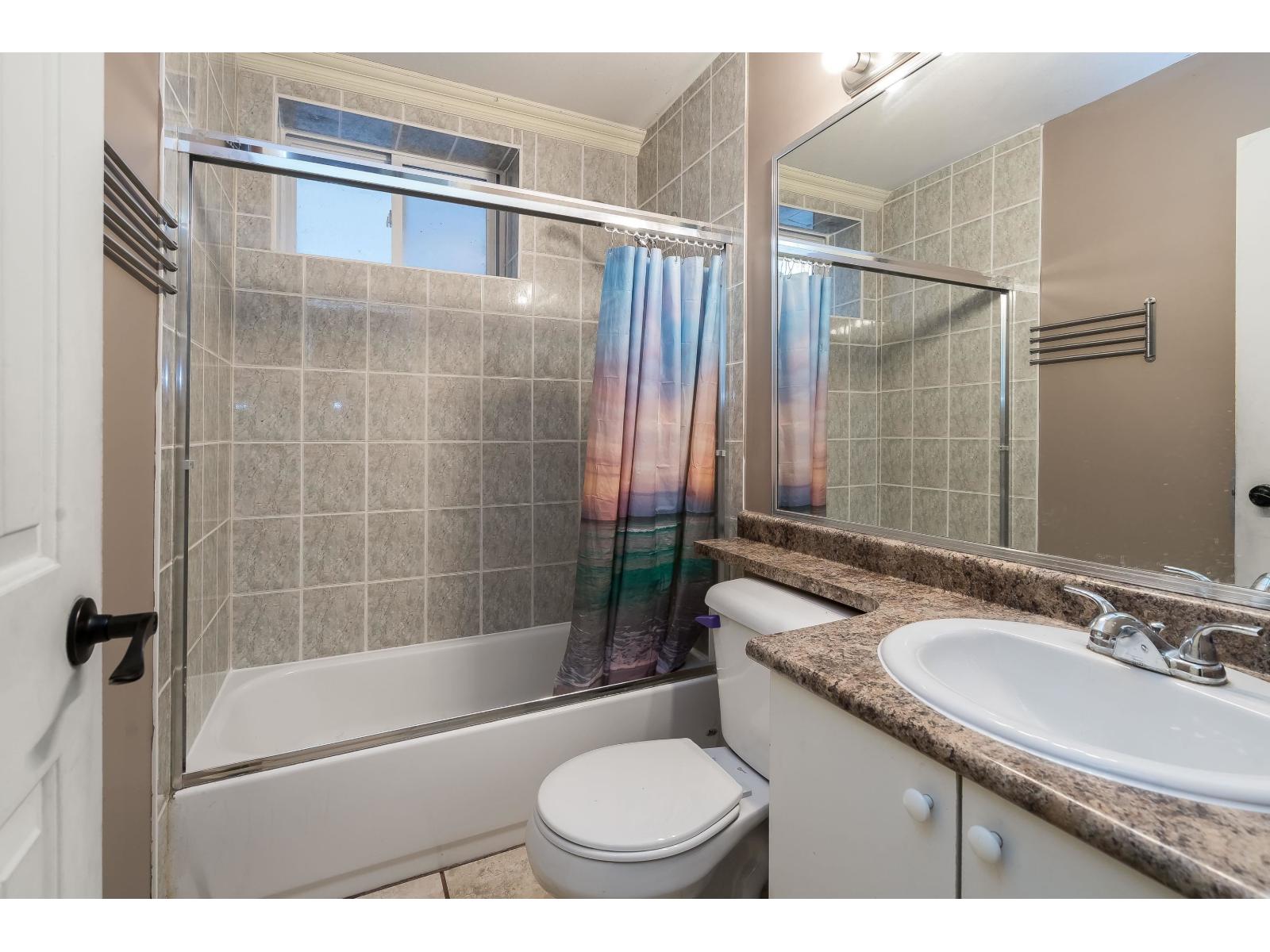 8 Bed, 6 Bath House for Sale in Surrey – 7625 151A STREET, Surrey - Image 36