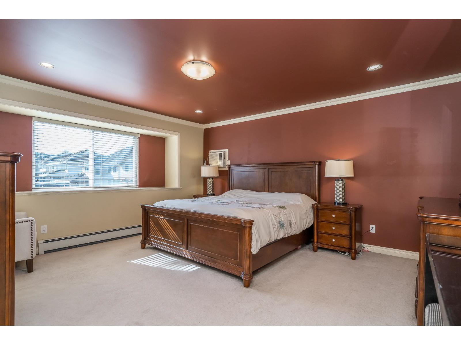 8 Bed, 6 Bath House for Sale in Surrey – 7625 151A STREET, Surrey - Image 28