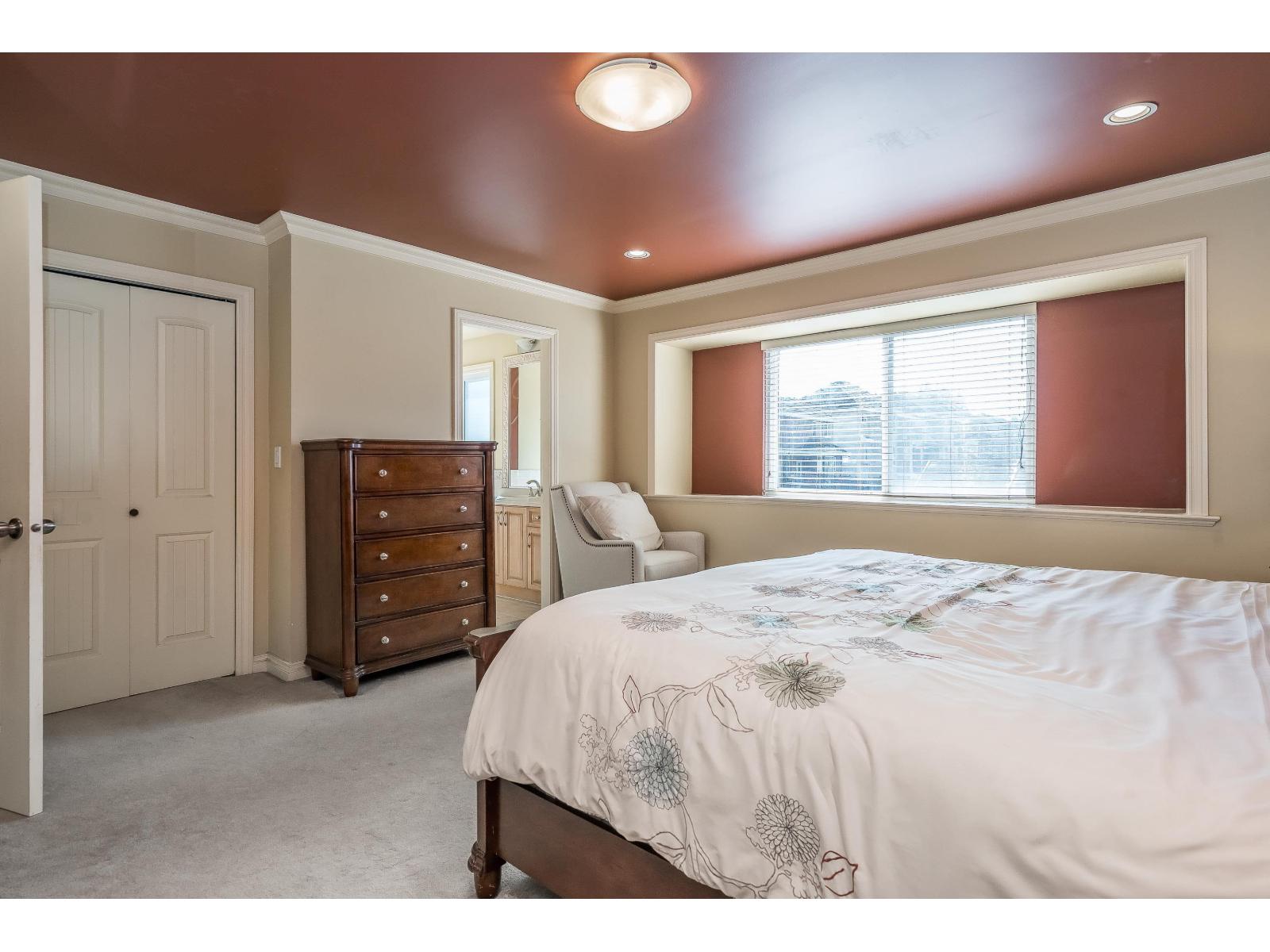 8 Bed, 6 Bath House for Sale in Surrey – 7625 151A STREET, Surrey - Image 29
