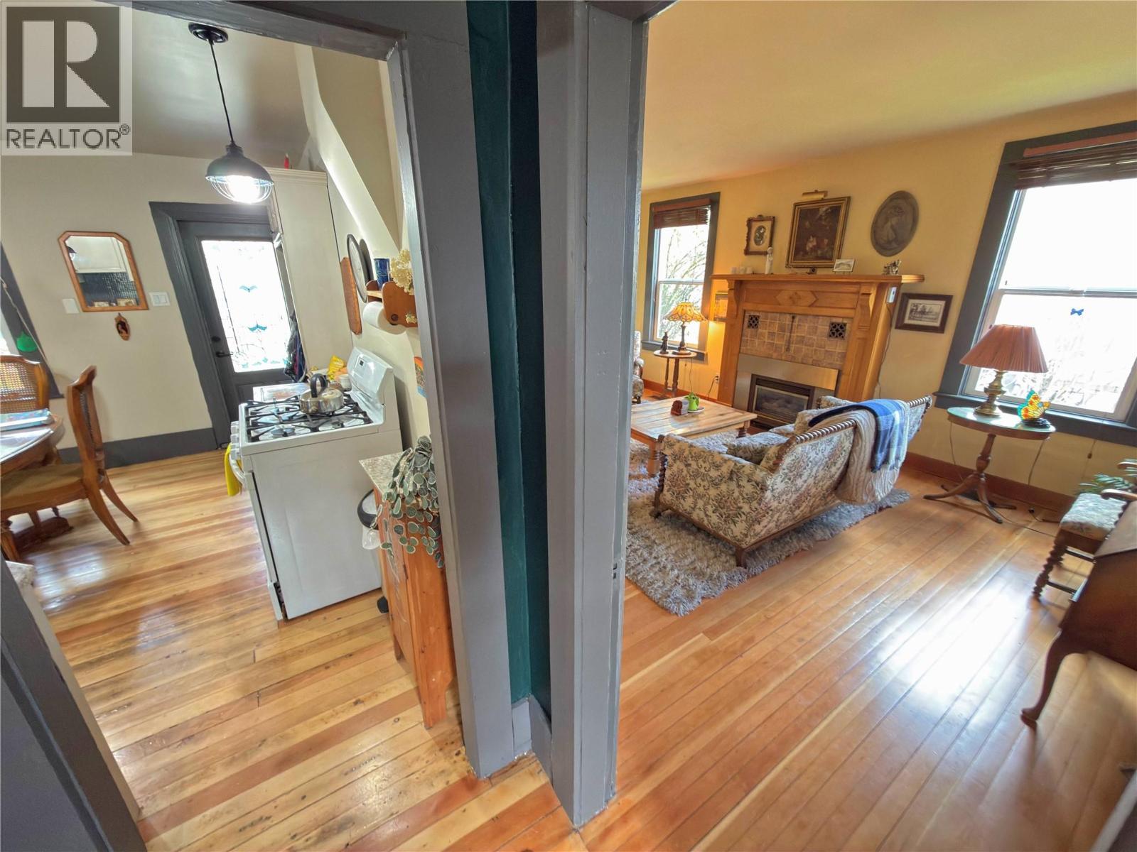 55 Harold Avenue - 12