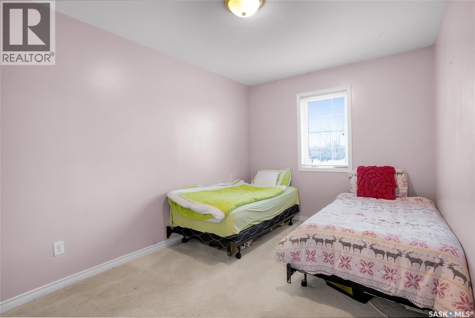 #17 111 Fairbrother CRESCENT - 20