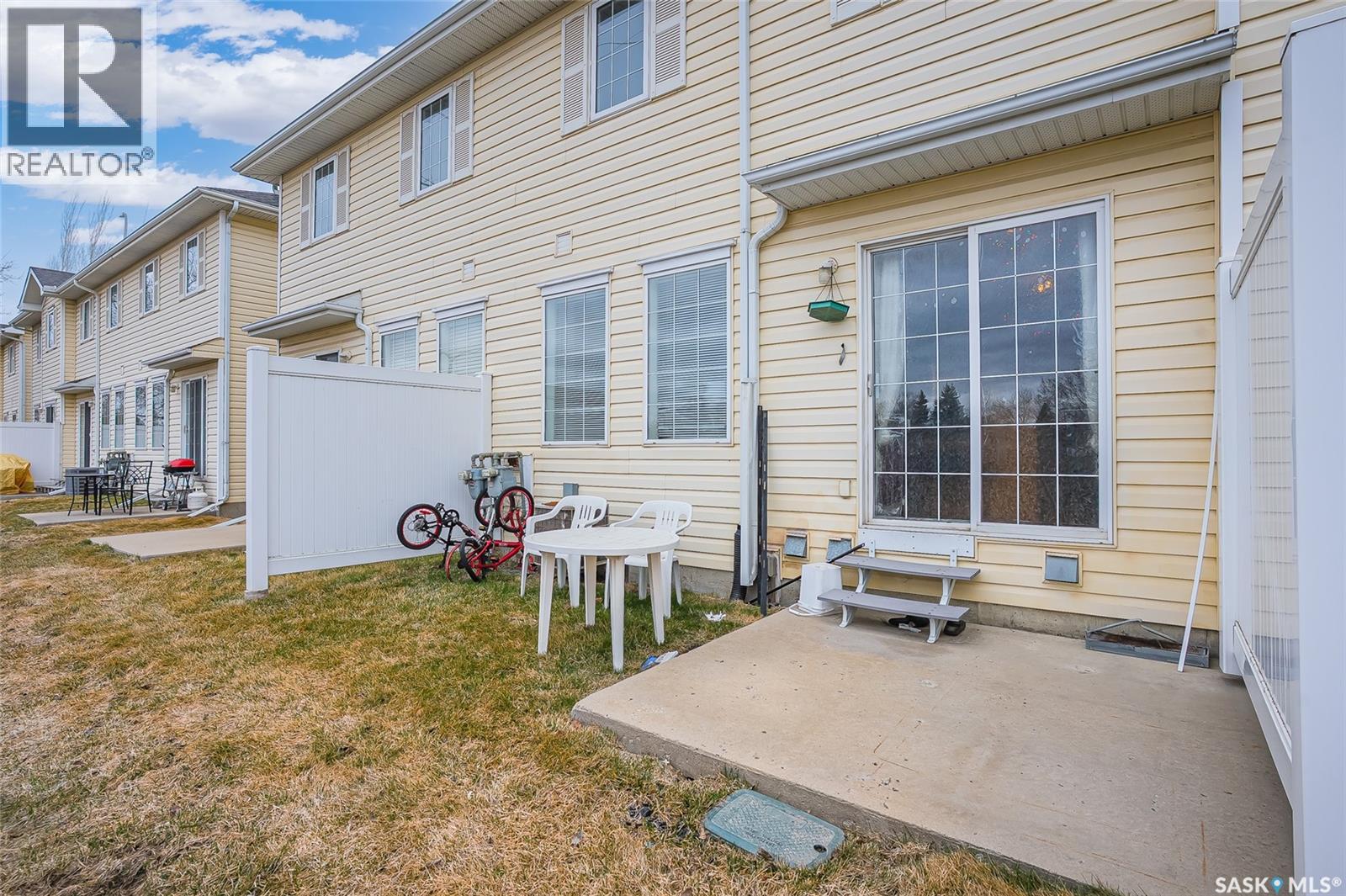 #17 111 Fairbrother CRESCENT - 26