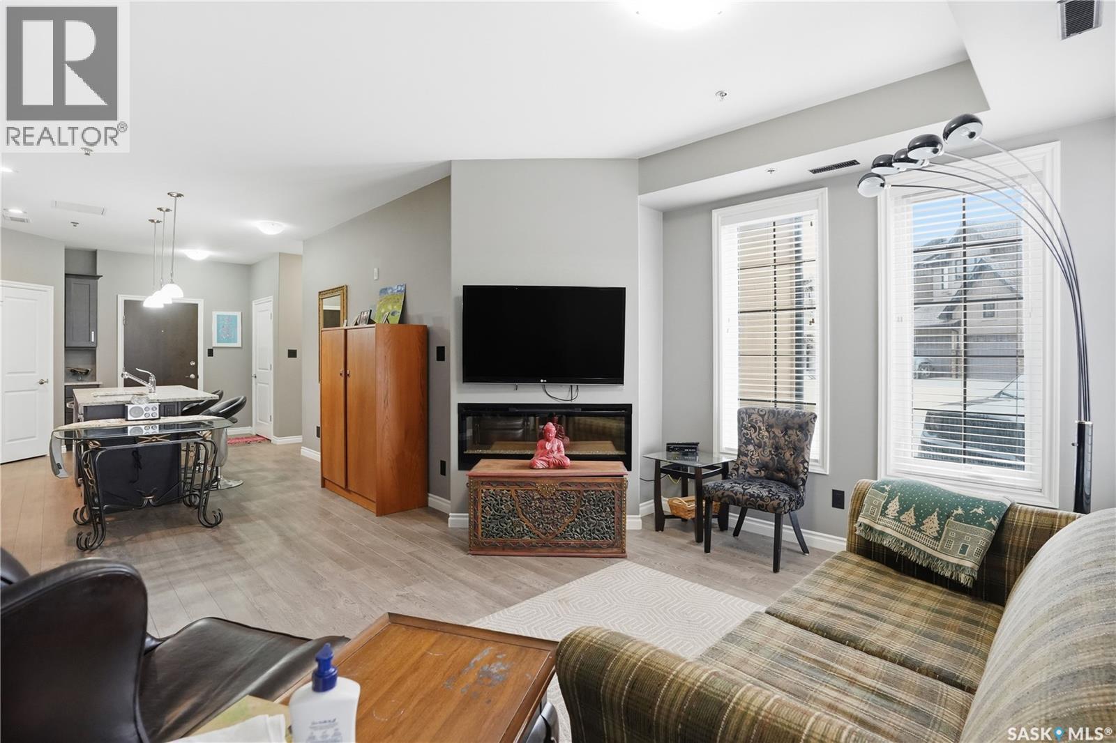 #104 4891 Trinity LANE - 12