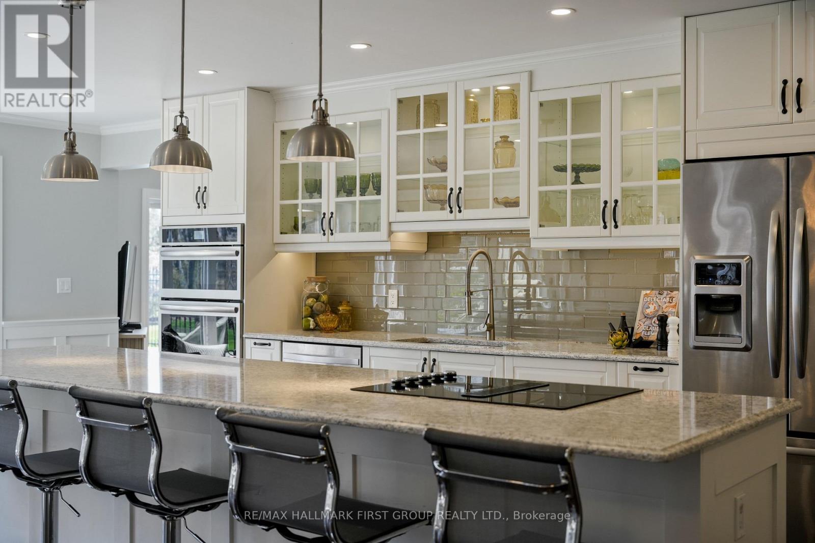 3 HAMILTON COURT - 13
