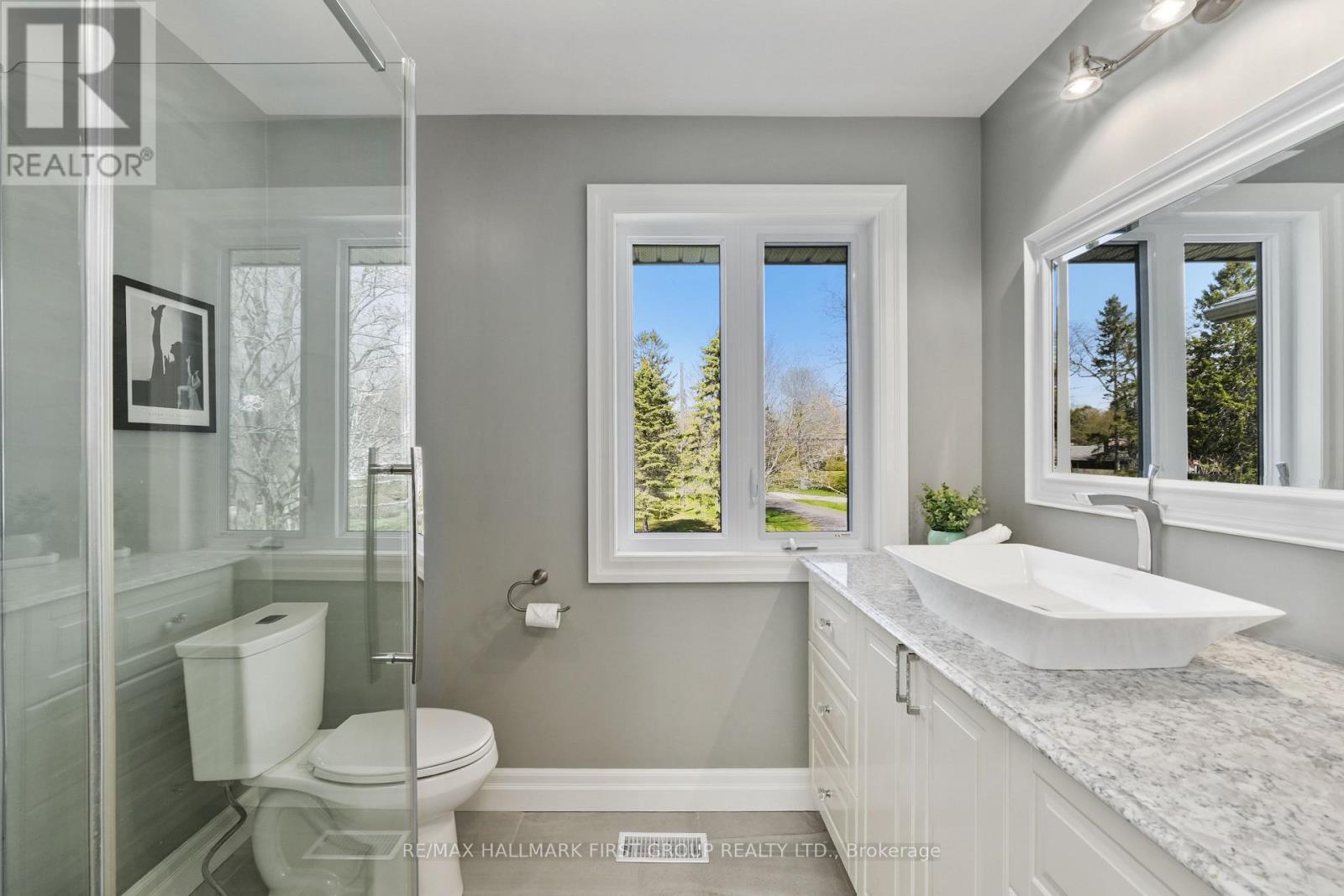 3 HAMILTON COURT - 28