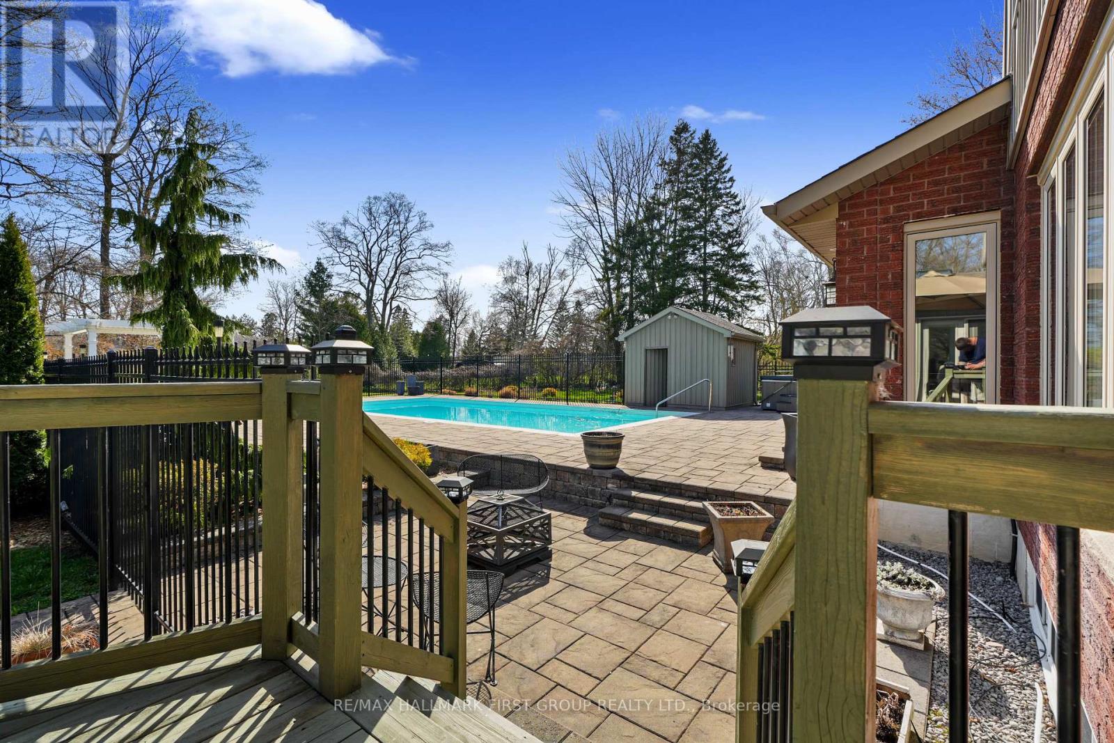 3 HAMILTON COURT - 41