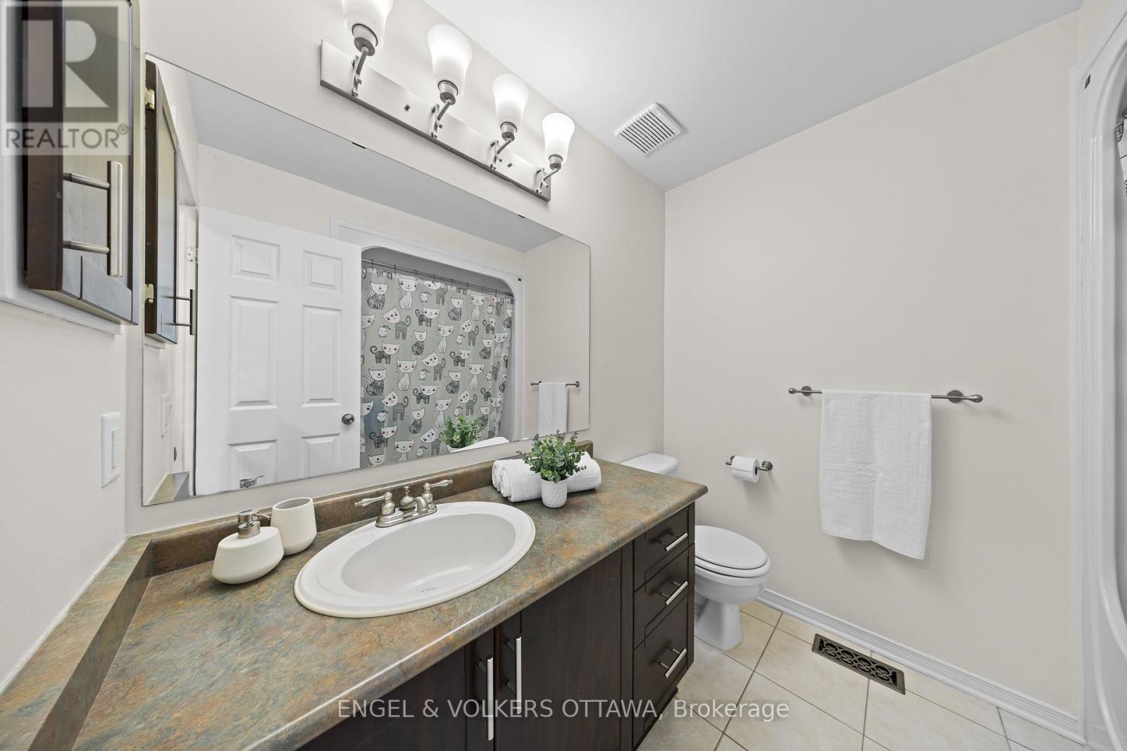 57 NEWCASTLE AVENUE - 30