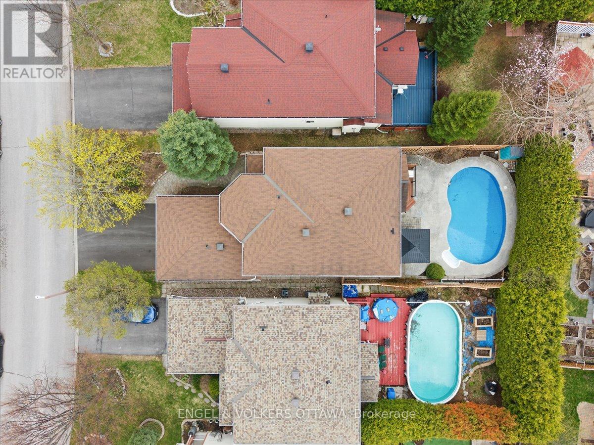 57 NEWCASTLE AVENUE - 40